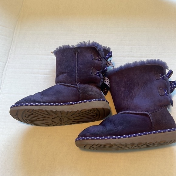 Ugg now boots. Size 3 - Picture 5 of 9